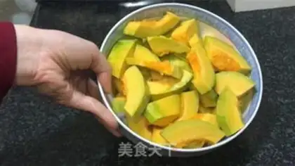 Make Gold soup chicken step 1