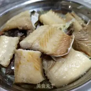 Make Steamed cabbage eel dry step 8
