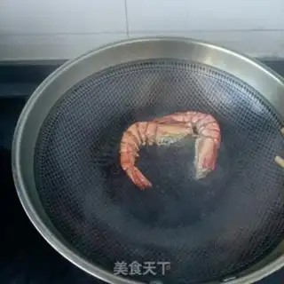 Make Snack leaves and black tiger shrimp step 6