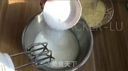 Make Light cream early cake step 5
