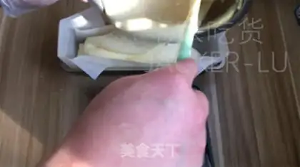 Make Light cream early cake step 11