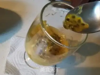 Make Hot orange tea with vanilla step 2