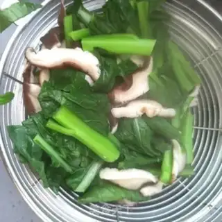 Make Scrambled mushrooms step 6