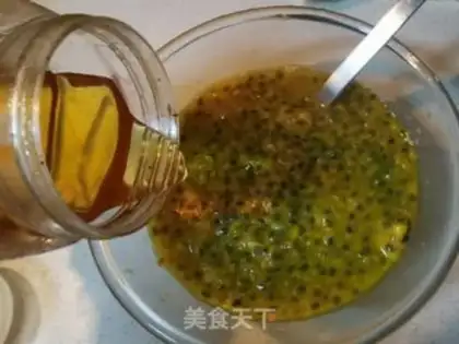 Make Pistachio honey sauce step 3