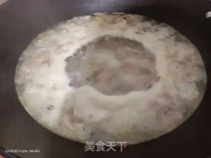 Make The golden mushroom fans skating meat step 7
