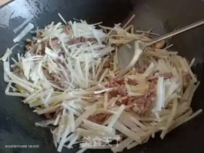 Make Beef with radish step 6