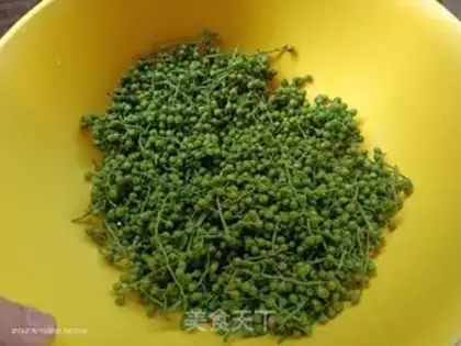 Make Blue pepper pepper sauce step 2