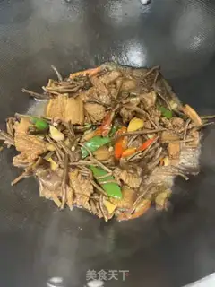 Make Tea mushroom fried meat step 8