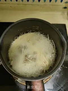 Make Flour noodles step 5