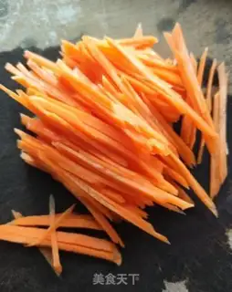 Make Potato carrots, fried meat step 0