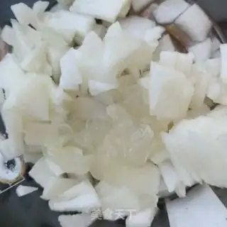 Make Snow Lotus Rainbow Pear soup step 4