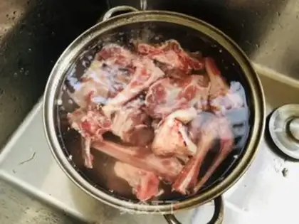 Make Cook sheep bones step 0