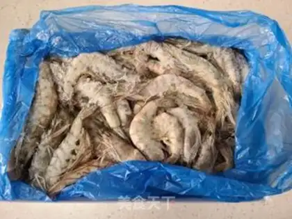 Make Shrimp in green step 1