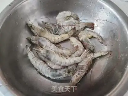 Make Shrimp in green step 2