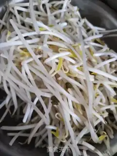 Make Bean sprouts step 1