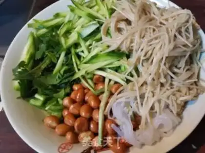 Make cucumber with a golden pin mushroom step 3