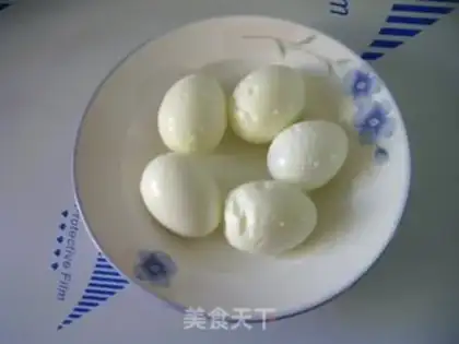 Make ♪ Black-mucked eggs burning tofu ♪ step 1