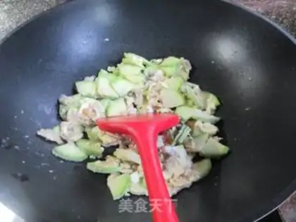 Make A toad of meat eggs step 3
