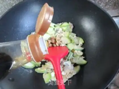 Make A toad of meat eggs step 5