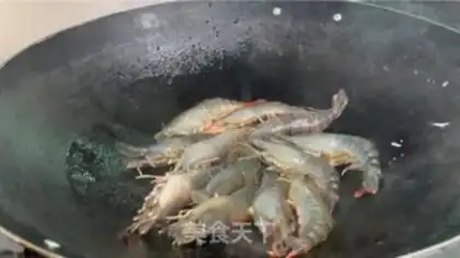 Make Garlic butter shrimp step 3