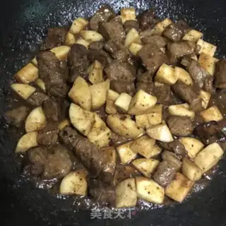 Make Black pepper apricot and beef step 10