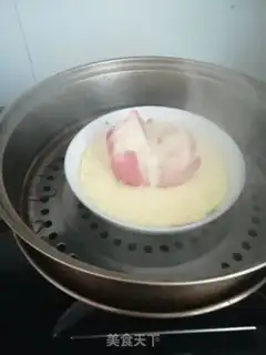 Make Onion steamed eggs step 3