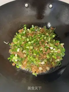 Make Plumcuit pan helmet step 7