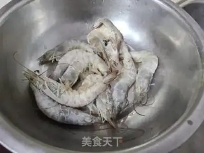 Make Shrimp spinach step 0