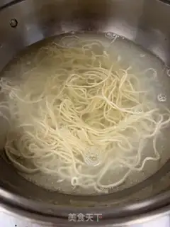 Make Hot dry noodles step 3