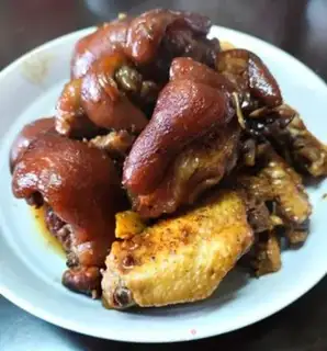 Make A chicken wing of a pig