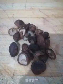 Make Soup of mushrooms step 2