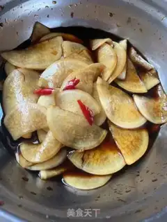 Make Cracky candy carrots step 2