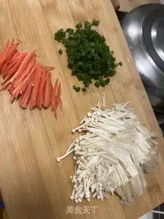 Make Five-colour broth soup step 1