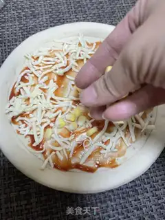 Make Corn-cooked sausage pizza step 5