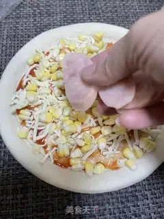 Make Corn-cooked sausage pizza step 6