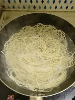 Make Frozen noodles step 0