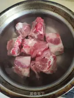 Make Qi-su-soon bone soup step 0