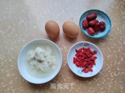 Make Red-tree egg soup step 0