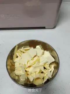 Make Powder bread step 1
