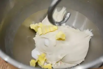 Make Yogurt cloud toast step 2