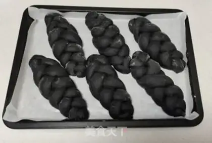 Make Powder bread step 9