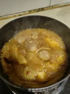 Make Hotpot meatballs with red potato powder step 3