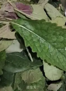 Make The yellow leaves of fire step 1