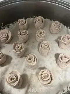 Make Rose sauce rose buns step 11