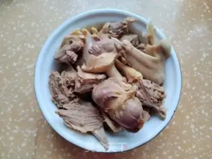 Make Old duck radish soup step 2