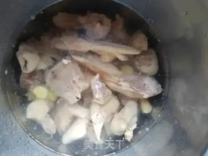 Make Old duck radish soup step 3