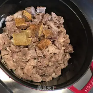 Make Curry beef stew potatoes step 4