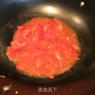 Make Tomato fried eggs step 4