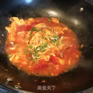 Make Tomato fried eggs step 6