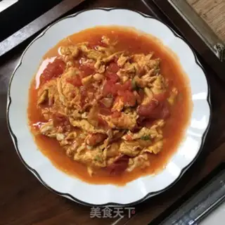 Make Tomato fried eggs step 8
